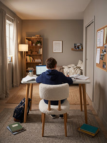 Space-Saving Desk